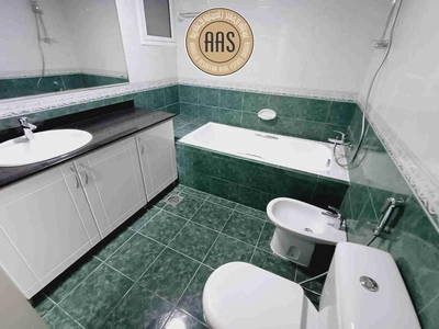 Luxurious and spacious 2BHK apartment with maid room,near to Metro station-4