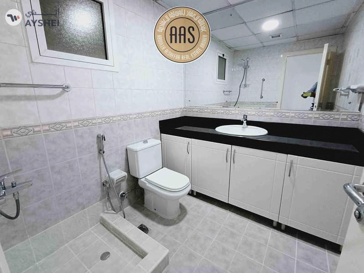 Luxurious and spacious 2BHK apartment with maid room,near to Metro station-14-14