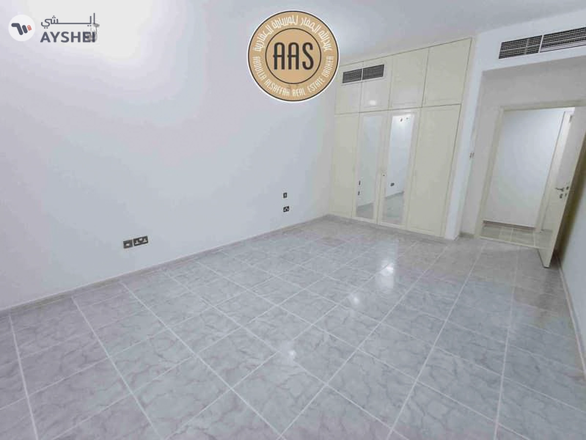 Luxurious and spacious 2BHK apartment with maid room,near to Metro station-8-8