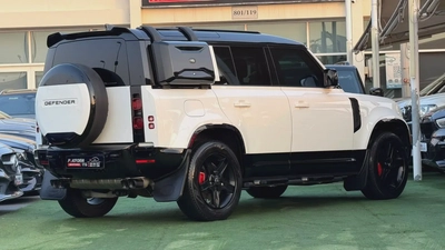 Land Rover Defender 110 SE P400 2024 | American Specs-2