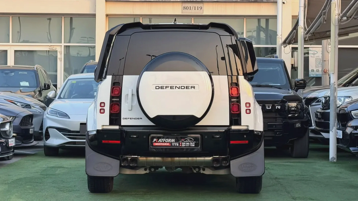 Land Rover Defender 110 SE P400 2024 | American Specs-4-4