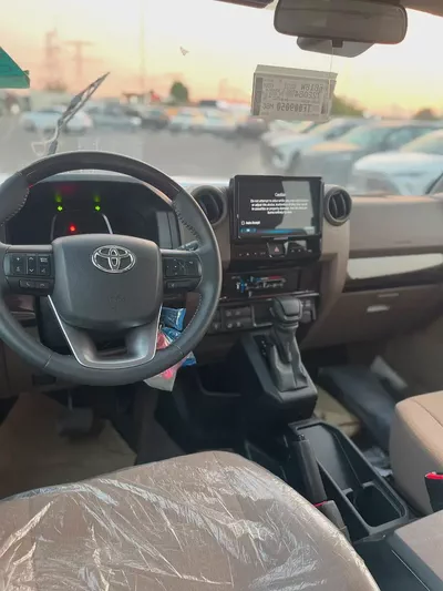 2026 Toyota Land Cruiser 70 Series LC 76 LX 4.0L A/T GCC Specs SAUDI-9