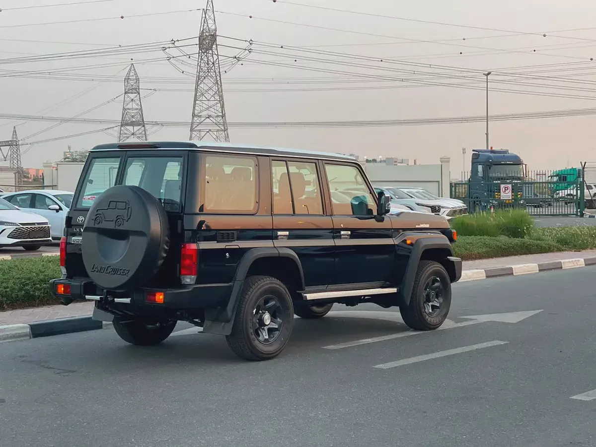 2026 Toyota Land Cruiser 70 Series LC 76 LX 4.0L A/T GCC Specs SAUDI-5-5