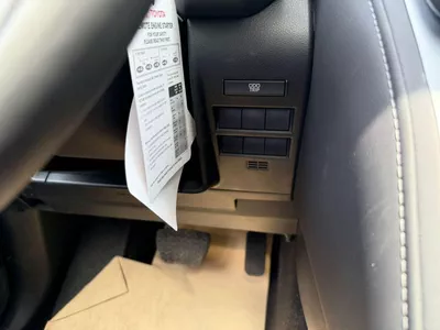 Toyota Land Cruiser VXR-8
