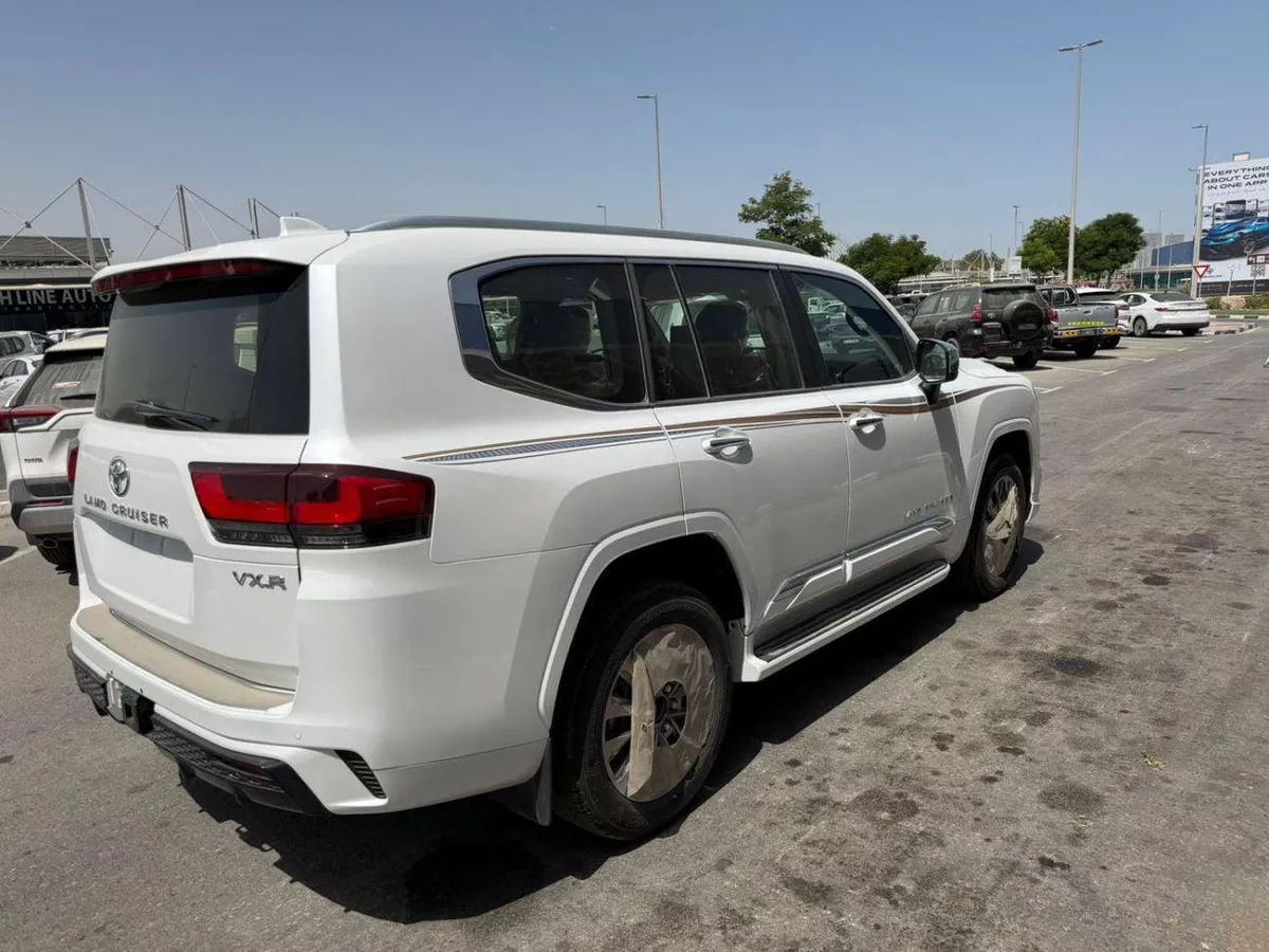 Toyota Land Cruiser VXR-21-0