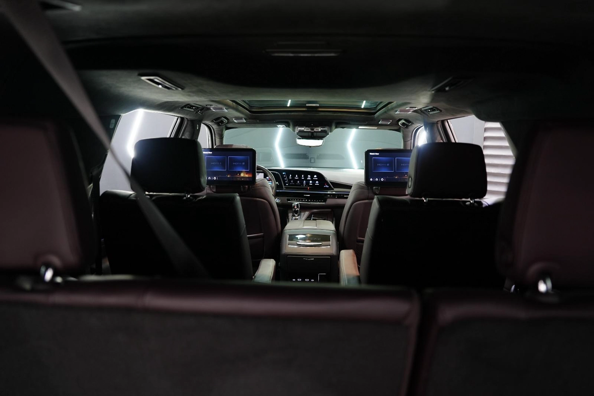 Cadillac Escalade Sport Platinum 2023-12-12