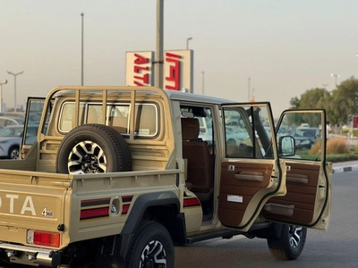 Toyota Land Cruiser Pick Up Std 4.0L Double Cab Utility 4WD-2