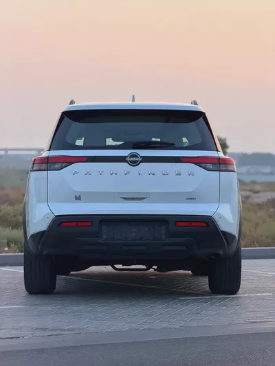 Nissan Pathfinder SL 2025 GCC Specs-18