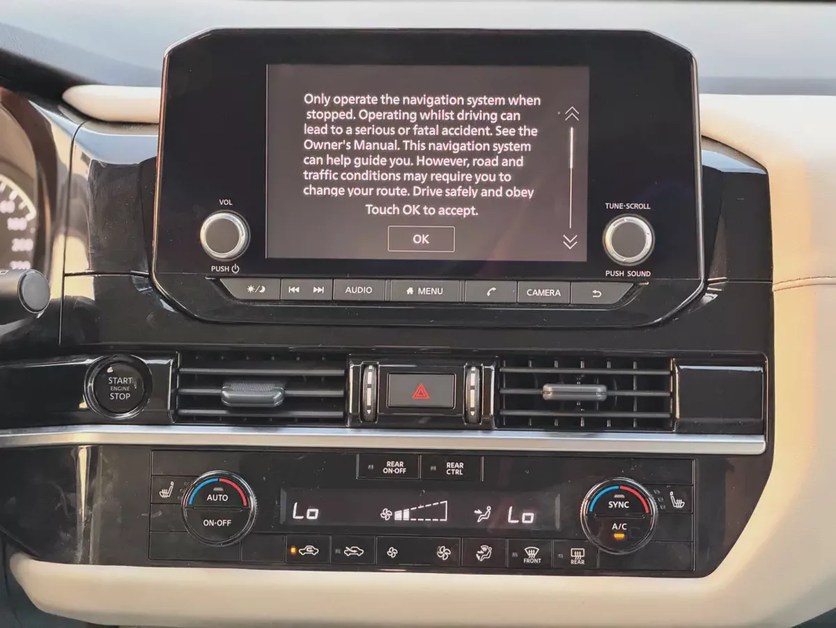 Nissan Pathfinder SL 2025 GCC Specs-9-9
