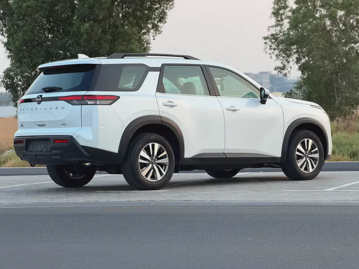 Nissan Pathfinder SL 2025 GCC Specs-14-14
