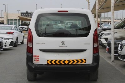 Peugeot Rifter 2022 (Diesel)-3
