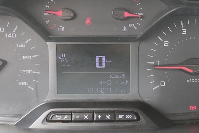 Peugeot Rifter 2022 (Diesel)-12