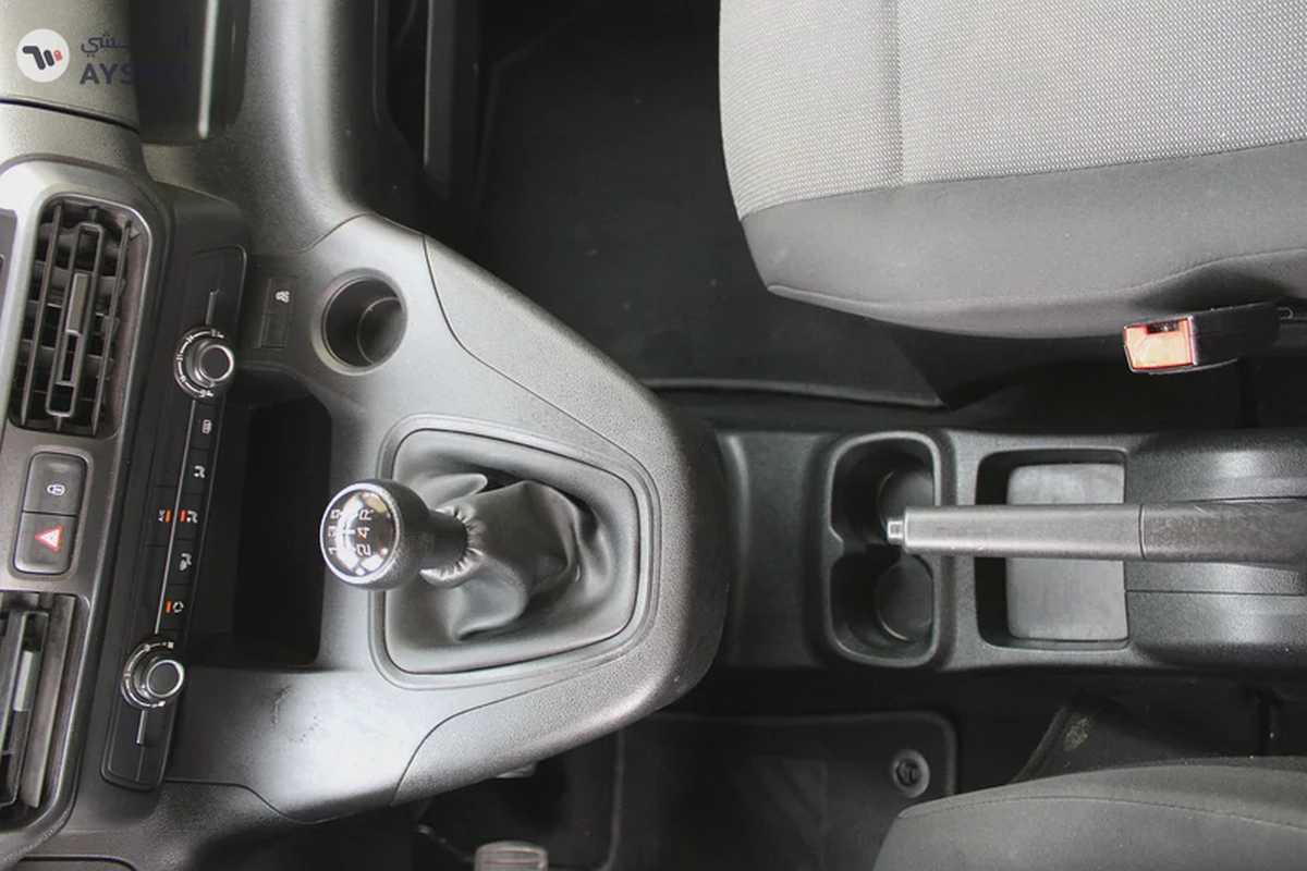Peugeot Rifter 2022 (Diesel)-10-10