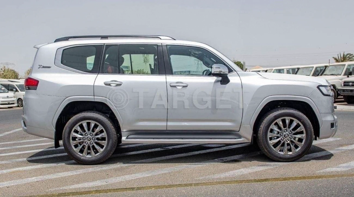 Toyota Land Cruiser LAND CRUISER VXR 3.3L DIESEL-6-0