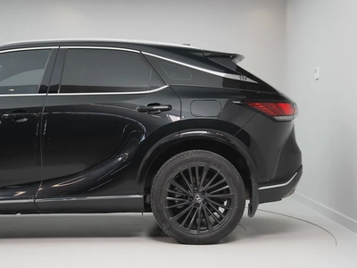 Lexus RX 350 F Sport 2023 | GCC Specs | Pristine Condition-3
