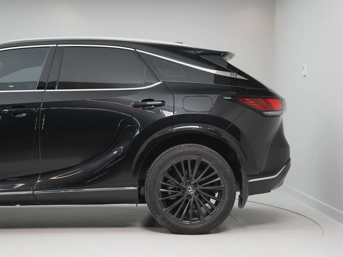 Lexus RX 350 F Sport 2023 | GCC Specs | Pristine Condition-3-3