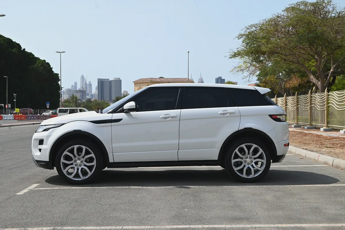 AGENCY MAINTAINED - RANGE ROVER EVOQUE 2.0TC DYNAMIC PLUS - PARK ASSIST - GCC-6-6