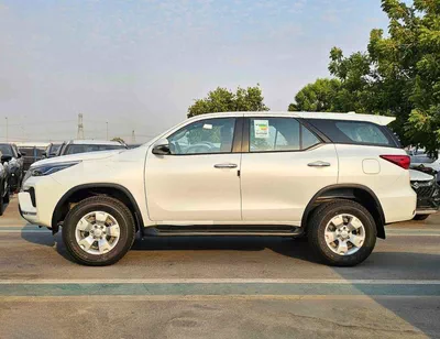 Toyota Fortuner EXR TOYOTA FORTUNER || 2.4L DIESEL V4 4WD / MANUAL AC (CODE # FDMC)-2