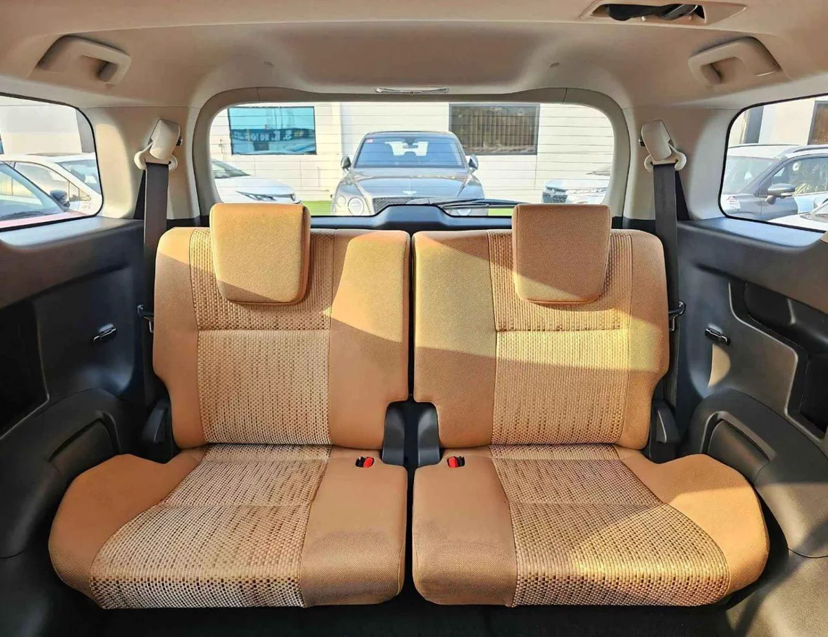Toyota Fortuner EXR TOYOTA FORTUNER || 2.4L DIESEL V4 4WD / MANUAL AC (CODE # FDMC)-17-0