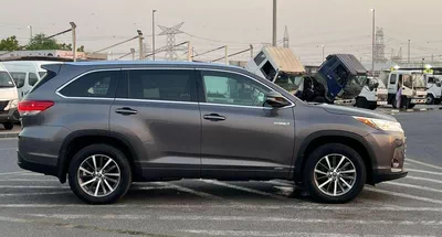 Toyota Highlander  2017 Toyota Highlander Hybrid Full option -3.5L-V6-AWD 4x4 - Rear CAM-Sunroof-Leather seat-3