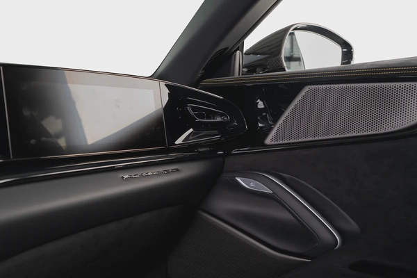 Ferrari Purosangue-Naturally Aspirated V12-Full Carbon Fiber Package-BURMESTER High End Audio
