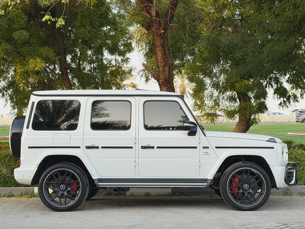 Mercedes Benz G63 AMG FULL OPTIONS DOBLE NIGHT PACKAGE UNDER WARRANTY