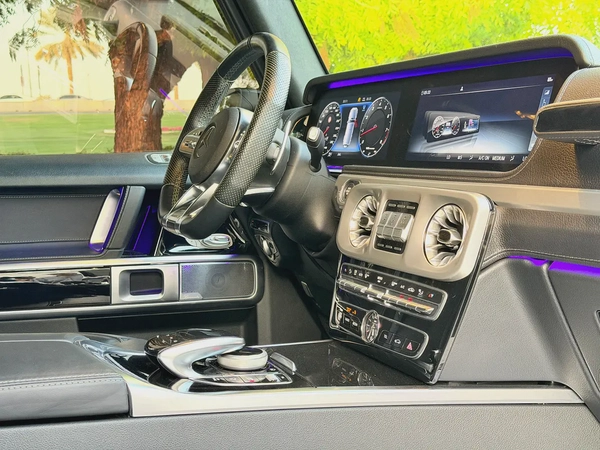 Mercedes Benz G63 AMG FULL OPTIONS DOBLE NIGHT PACKAGE UNDER WARRANTY
