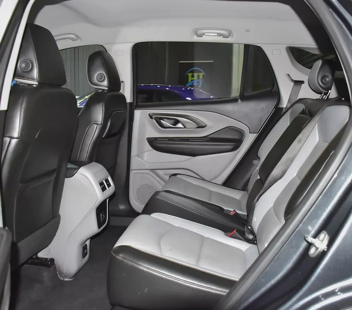 EXCELLENT DEAL for our GMC Terrain SLT AWD ( 2018 Model ) in Grey Color American Specs-16-16