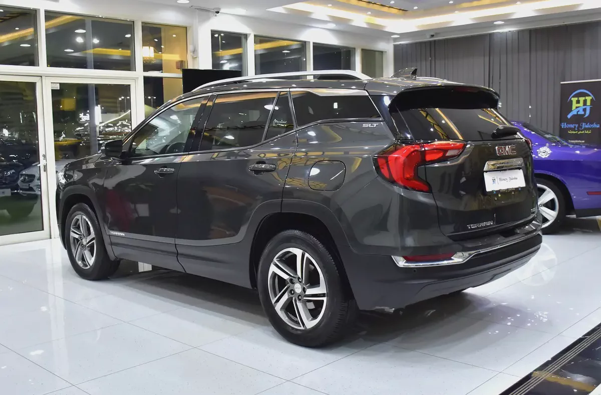 EXCELLENT DEAL for our GMC Terrain SLT AWD ( 2018 Model ) in Grey Color American Specs-6-6