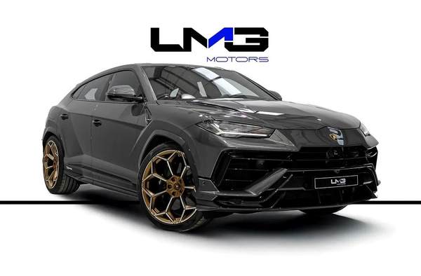 URUS PERFORMANTE | TWO TONE INTERIOR ALCANTARA SEATS | CARBON INT/EXT | MASSAGE SEAT