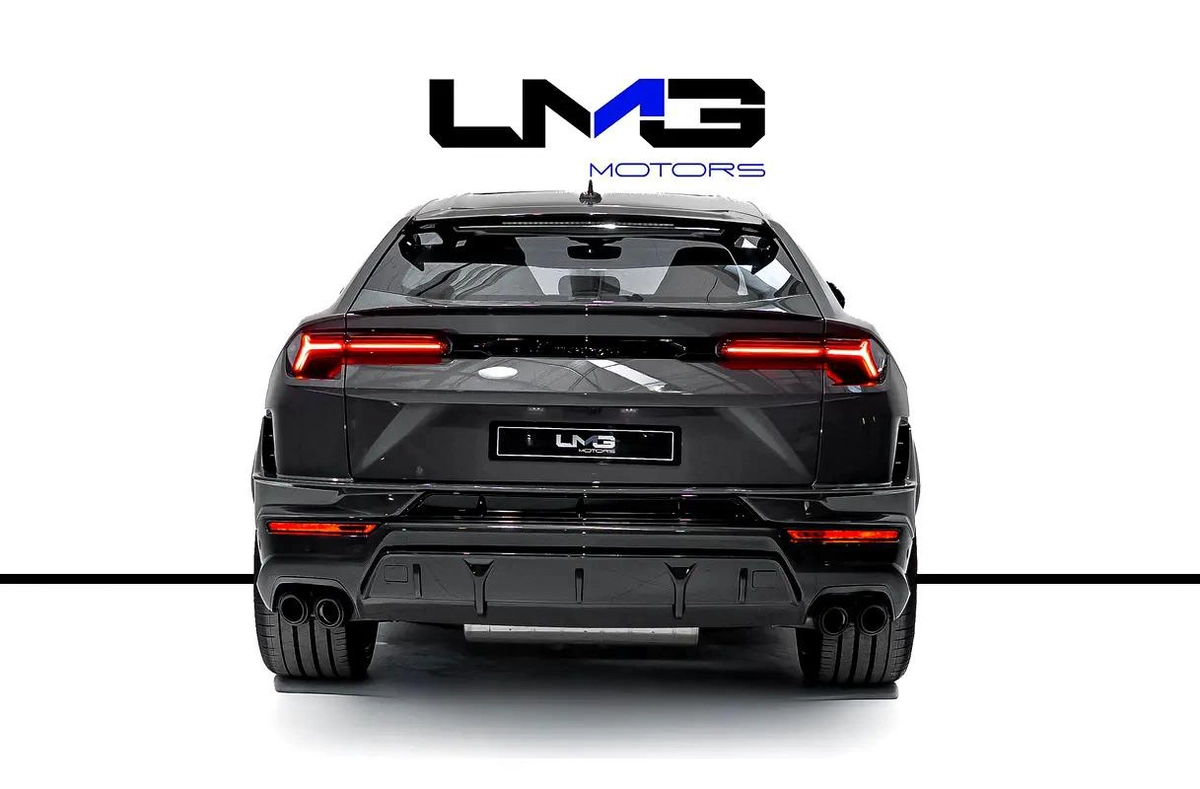 URUS PERFORMANTE | TWO TONE INTERIOR ALCANTARA SEATS | CARBON INT/EXT | MASSAGE SEAT