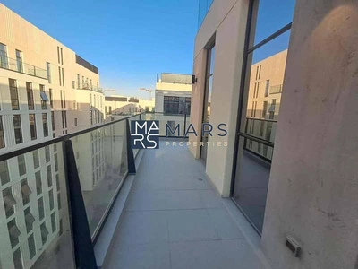 Top Floor | Pool View | Unfurnished-5