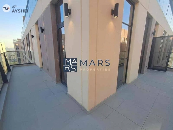Top Floor | Pool View | Unfurnished