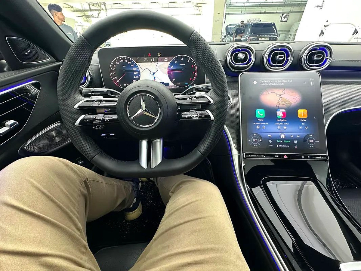Mercedes-Benz C-Class C260 L-1-1