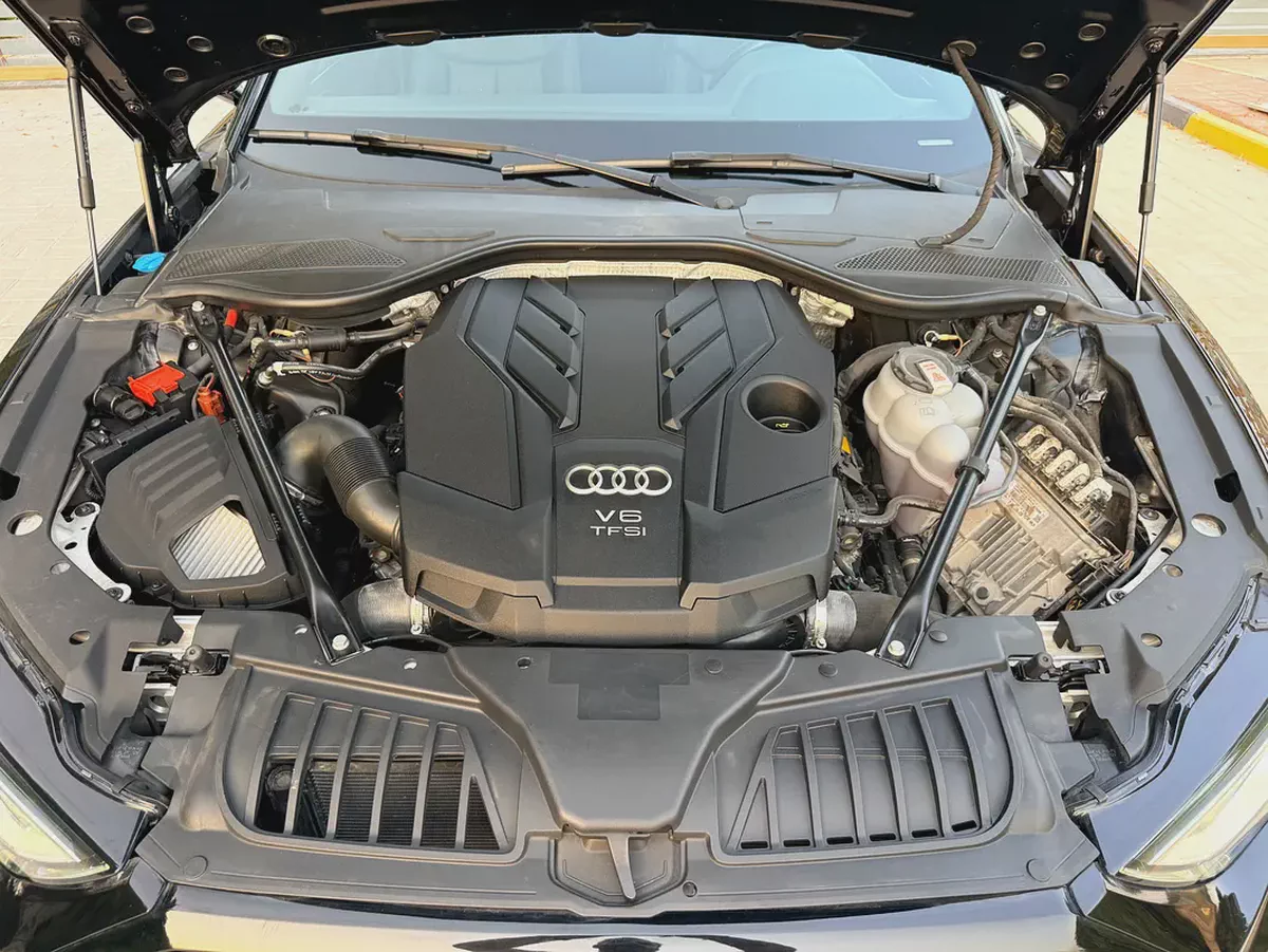 2022 Audi Q8 55 TFSI quattro S line American Specs-15-15