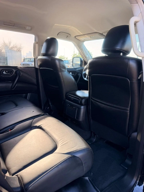 Nissan Armada SV (NON GCC) 4WD SV 2021 5.6L
