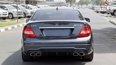 Mercedes-Benz C 63 Coupe-10