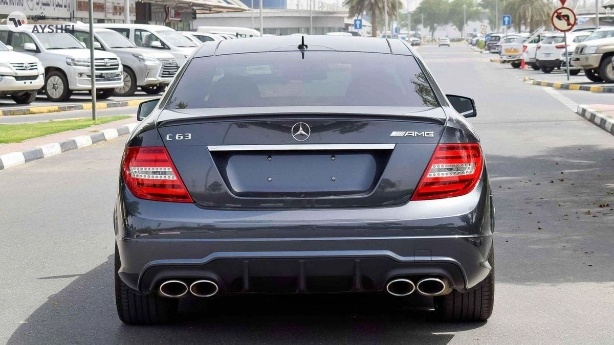 Mercedes-Benz C 63 Coupe-10-10