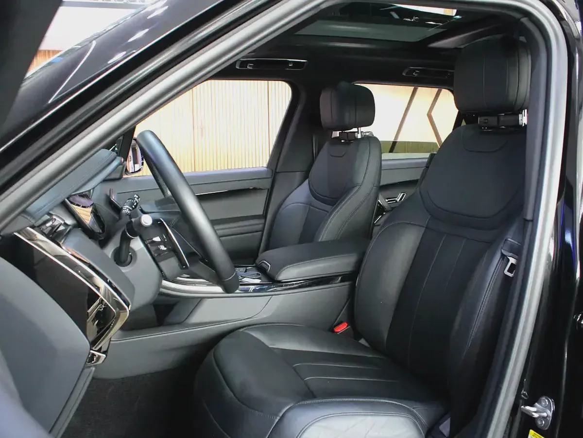 Land Rover Range Rover Sport 2024 for 380,000.00 AED-10-10