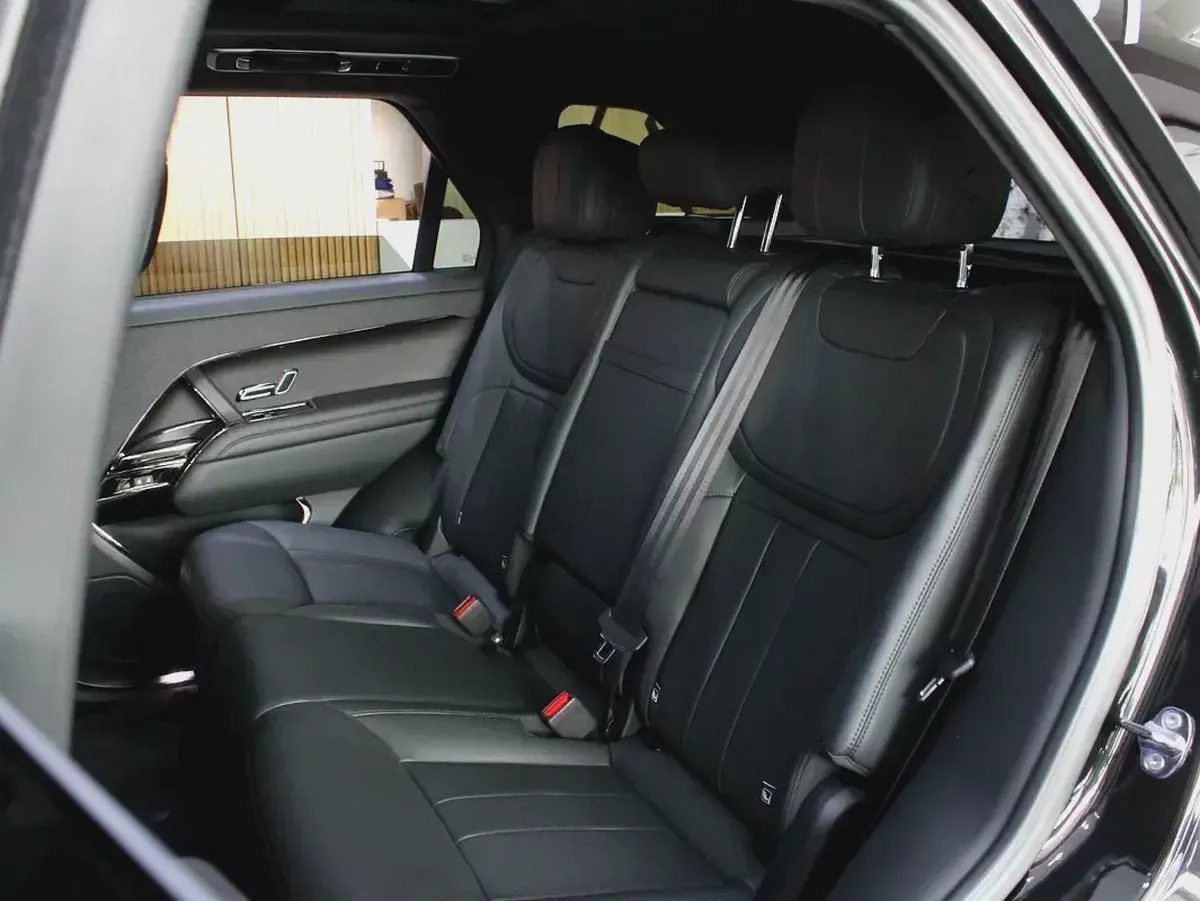 Land Rover Range Rover Sport 2024 for 380,000.00 AED-12-12