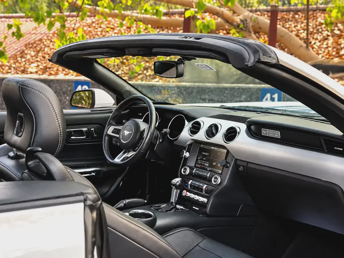2017 Ford Mustang EcoBoost Premium Convertible-5-5