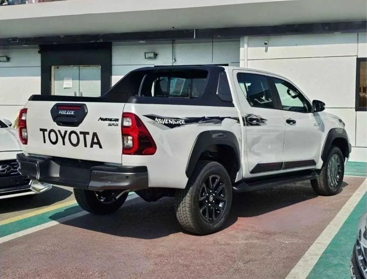 Toyota Hilux ADVENTURE DC Adventure 4.0L Petrol-5-0