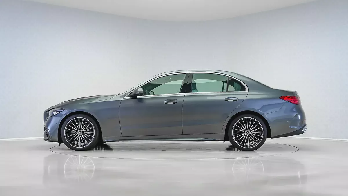 2026 Mercedes-Benz C200 AMG Premium  GCC Specs | Mercedes-Benz Active Warranty February 2031-9-9
