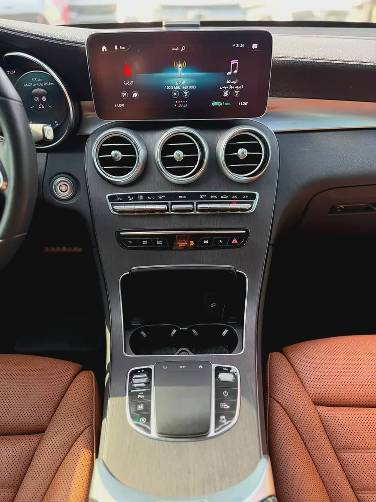Mercedes-Benz GLC 300 – 2023 for Sale  ✨ Excellent condition – Well maintained  Model: Mercedes-Benz-11-11