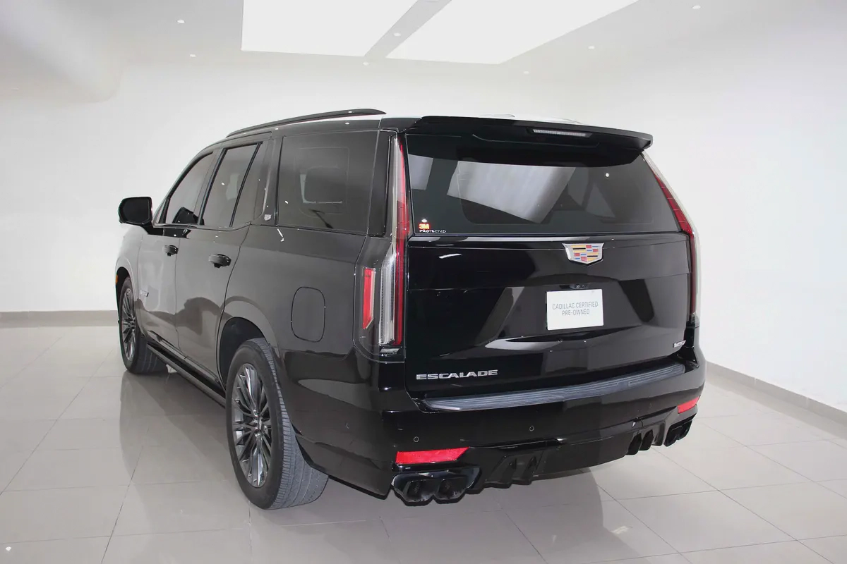 2023 Cadillac Escalade V | GCC Specs | Supercharged V8-3-3