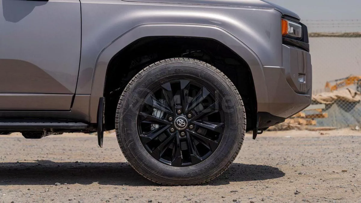 Toyota Prado  TOYOTA PRADO 250 | EXPORT ONLY-4-0
