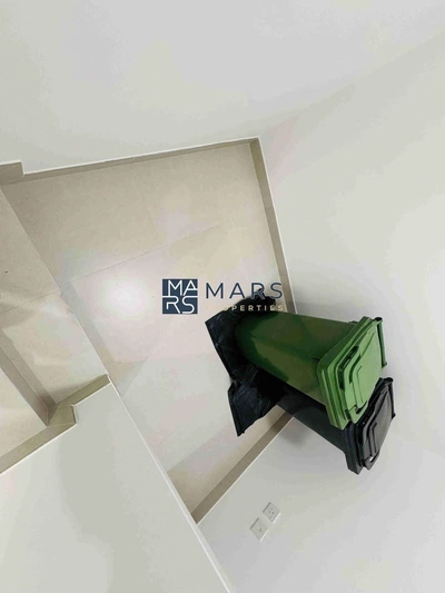 Brand New Luxury 3badroom corner unit available for rent:160k-17