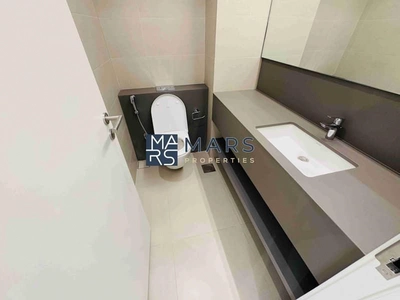 Brand New Luxury 3badroom corner unit available for rent:160k-19