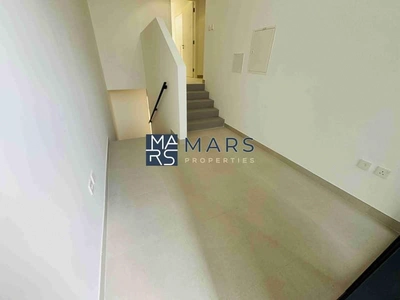 Brand New Luxury 3badroom corner unit available for rent:160k-7