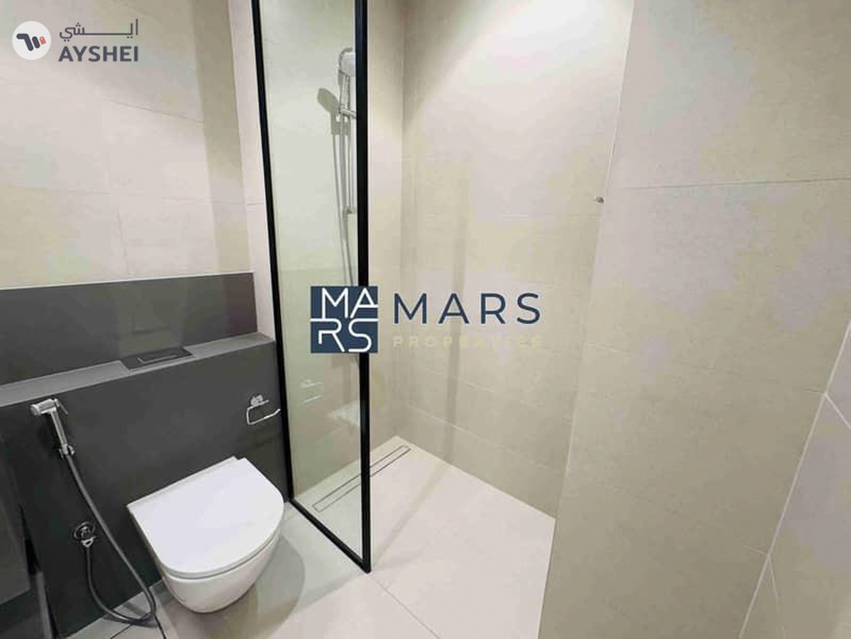 Brand New Luxury 3badroom corner unit available for rent:160k-12-12